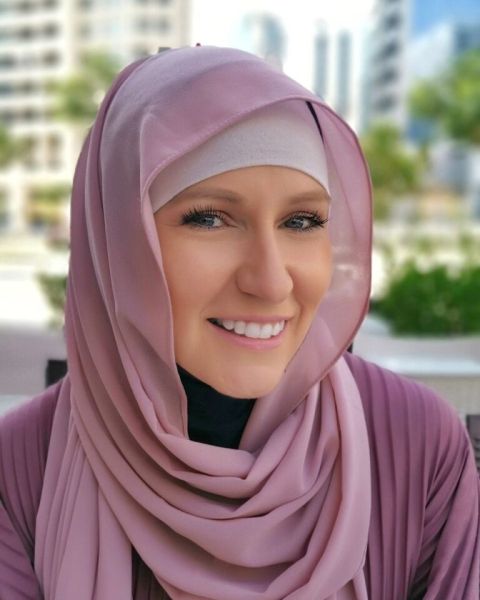 پرونده:کار-فرهنگی-در-خصوص-حجاب.جیمی-براون.jpg